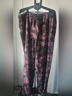 Torrid High-Rise Pull-On Challis Wide Leg Pant Mauve Purple Rose Black 2 2X